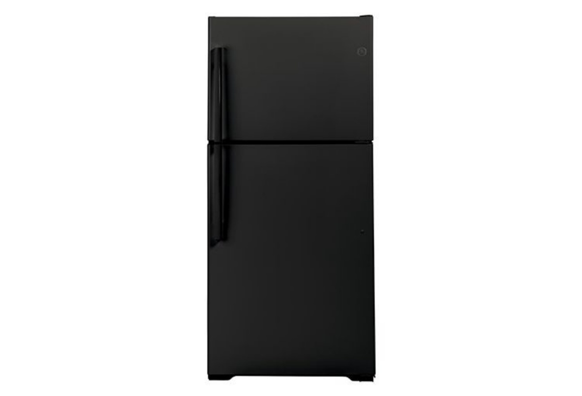 Picture of GE 22 CU. FT. Black Refrigerator