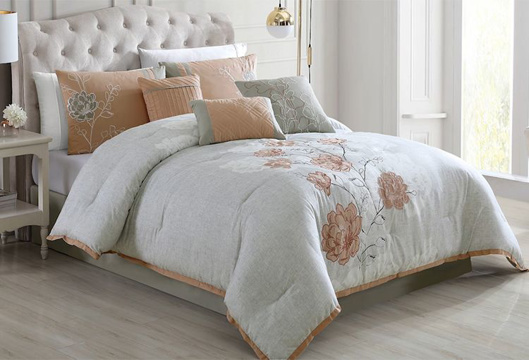 Picture of Blair 7 PC Comforter Set