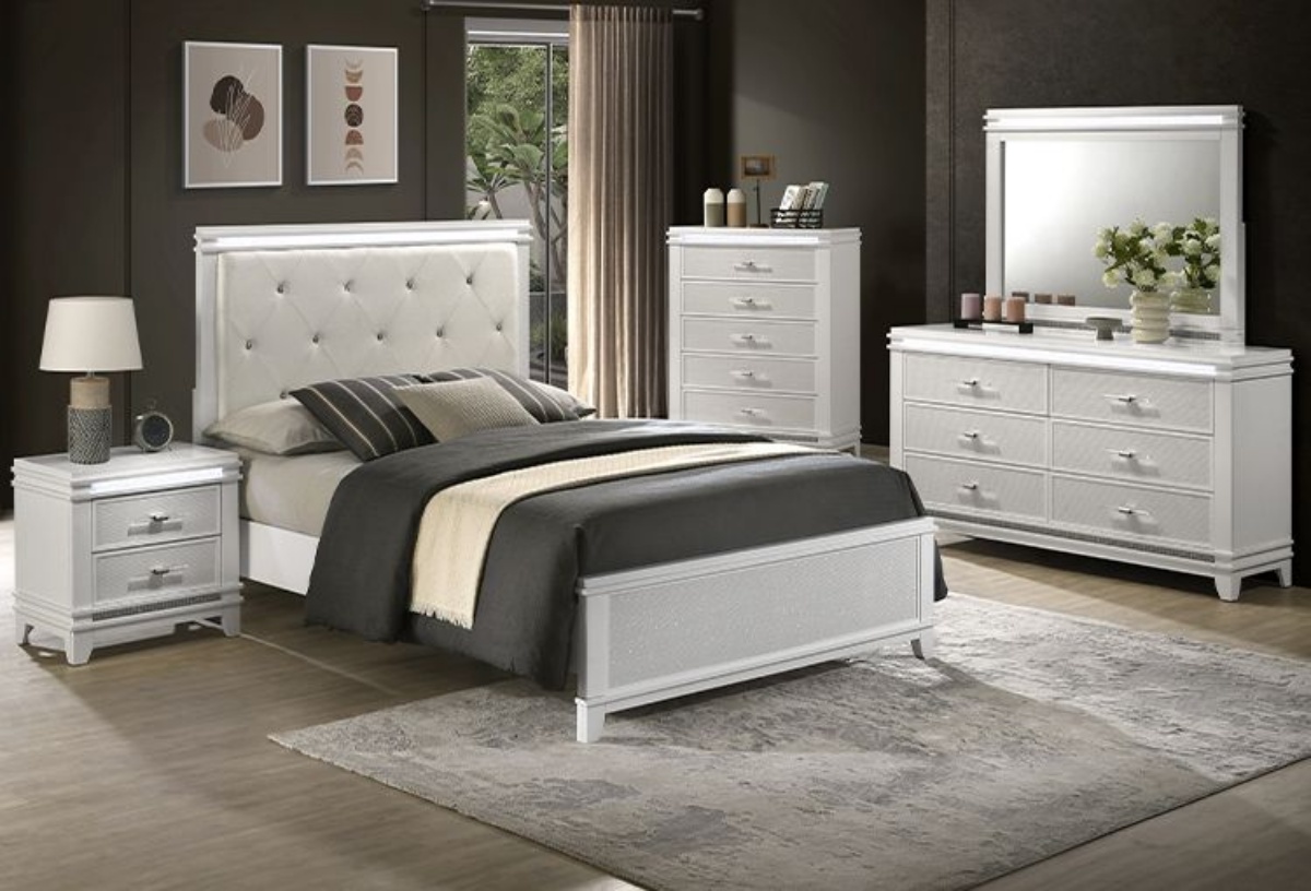 Picture of Elsa White 5 PC Full Bedroom