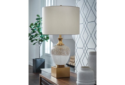 Picture of Tavisburg Glass Lamp