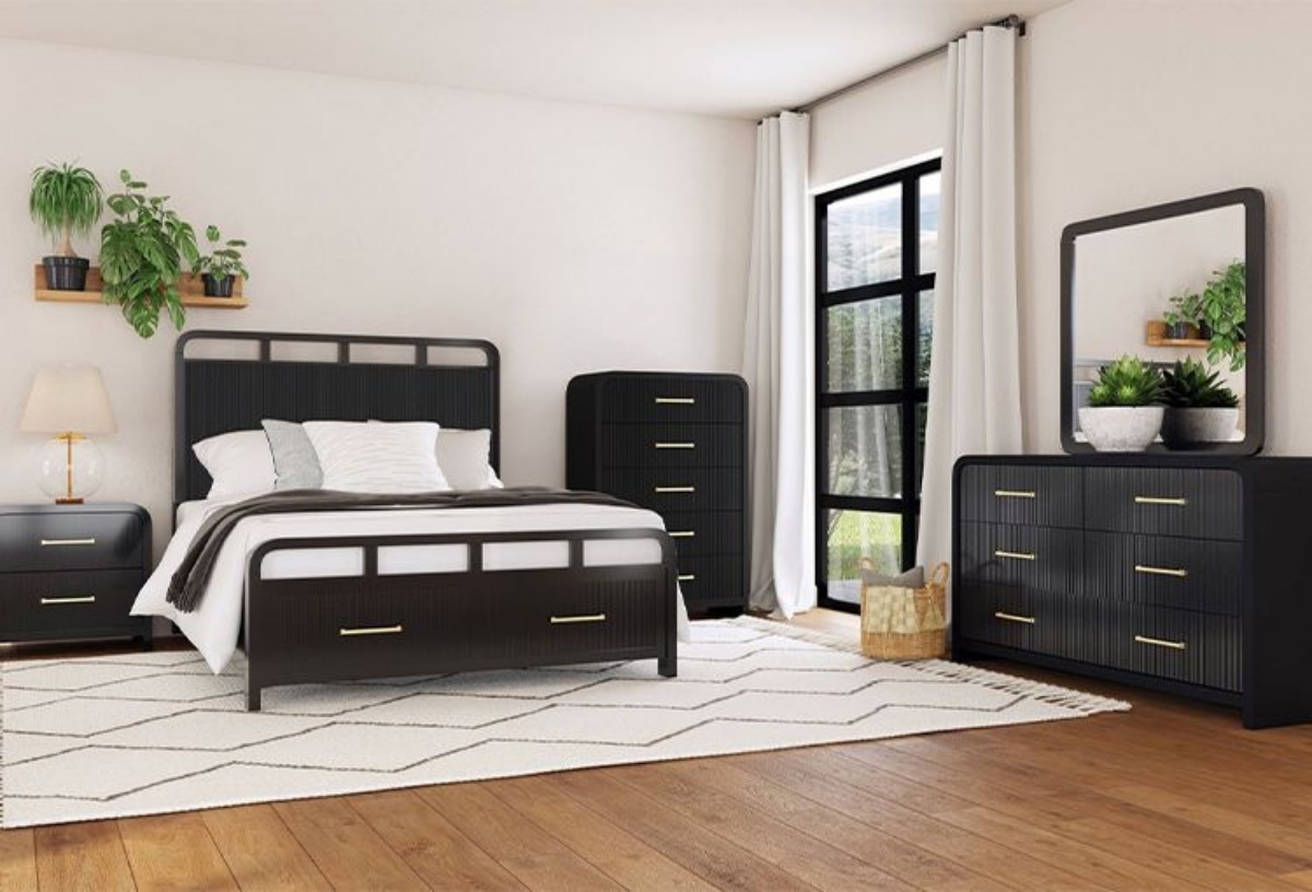 Ridgemont Black 5 PC Queen Bedroom